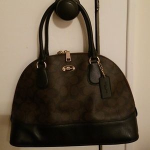 Authentic COACH SIGNATURE SIERRA SATCHEL